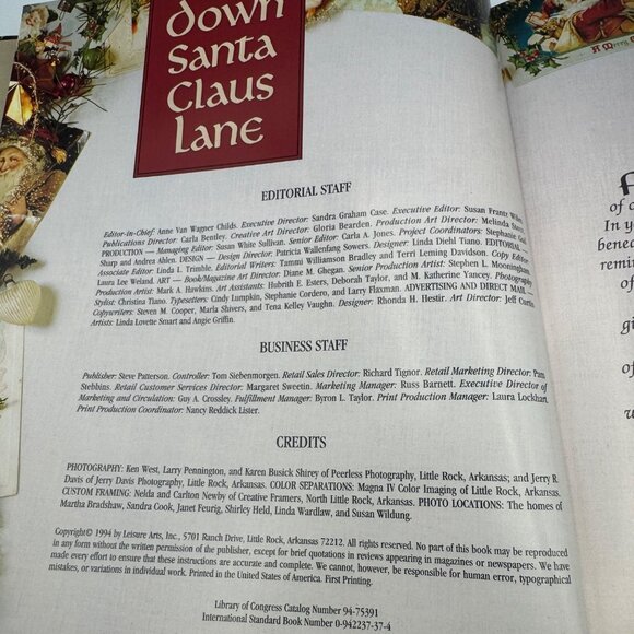 Down Santa Claus Lane Christmas Cross-Stitch Pattern Book - Picture 5 of 5